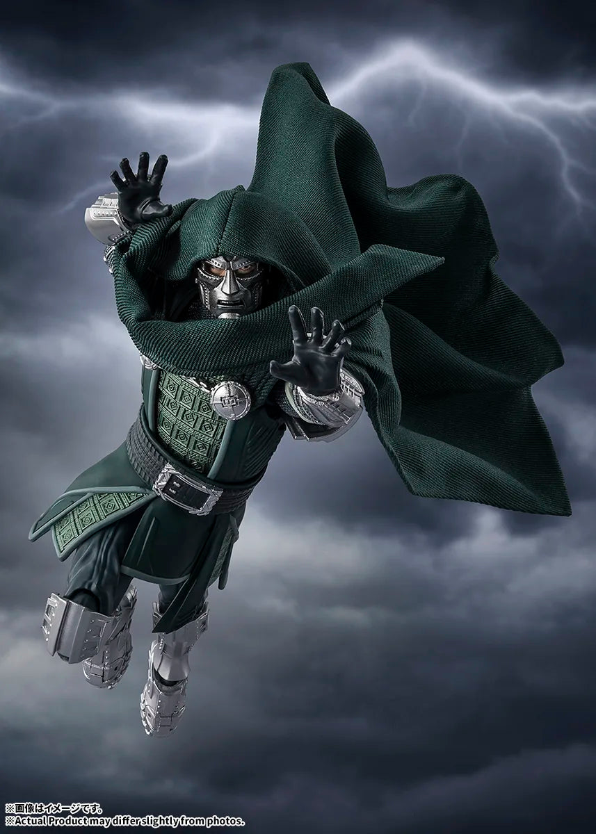 Pre-Order - Bandai S.H.Figuarts (SHF)- Avengers - The Doomsday: DOCTOR DOOM