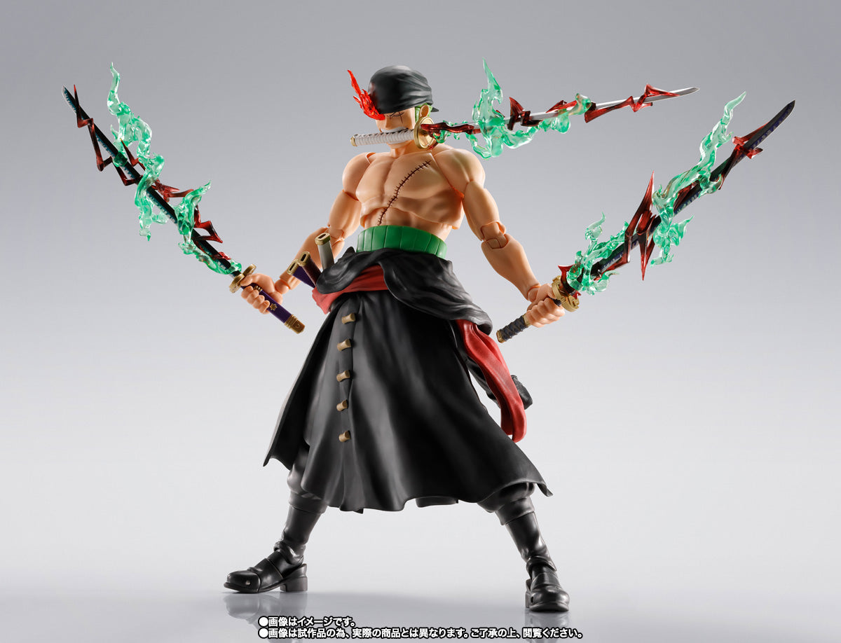 S.H.Figuarts Roronoa Zoro with King of Hell sword effects
