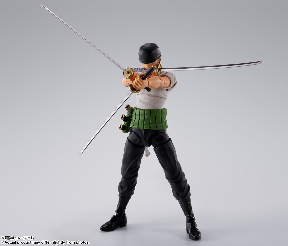 Bandai S.H.Figuarts (SHF)-One Piece-Roronoa Zoro-Romance Dawn
